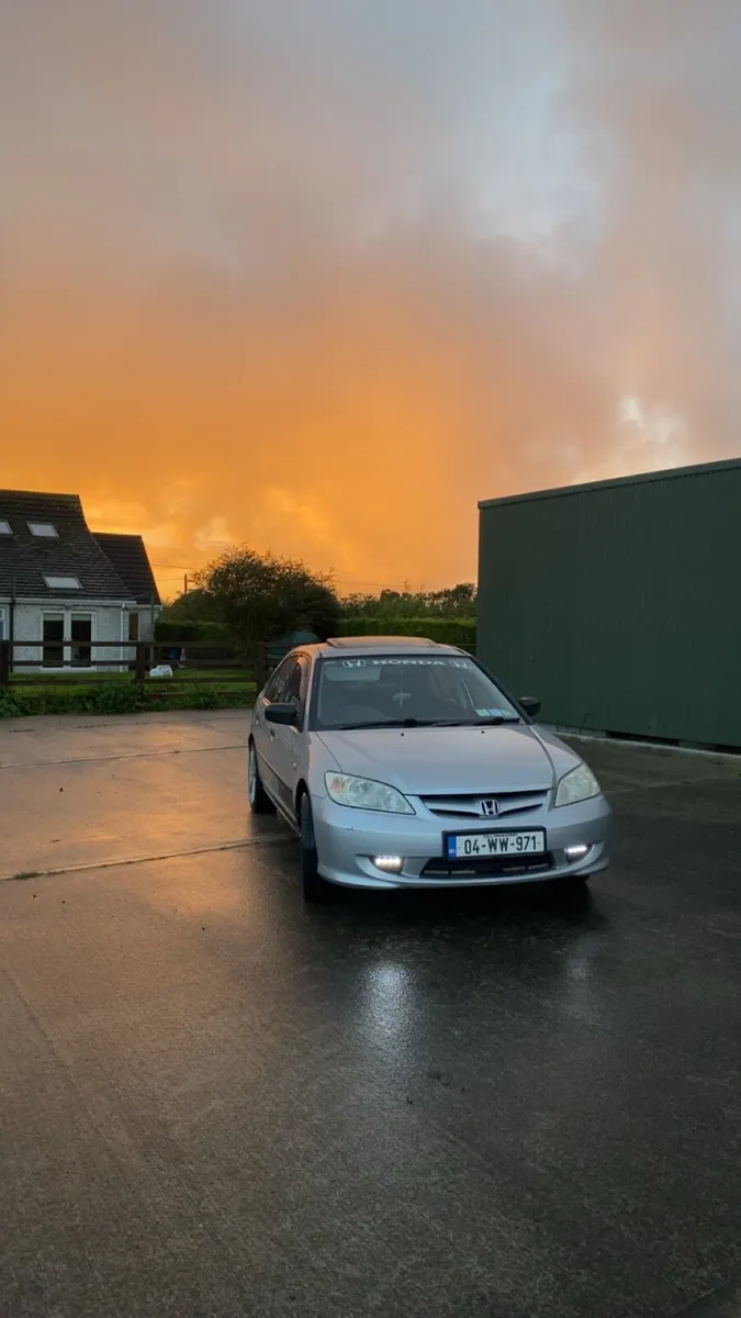 Honda civic - Image 2