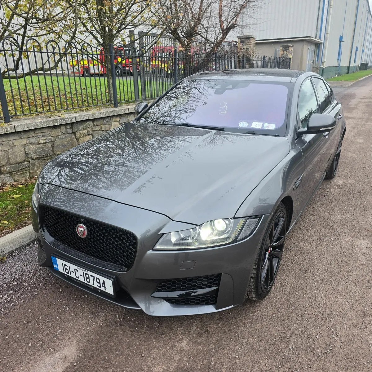 Jaguar XF R-sport Very high spec - Image 1
