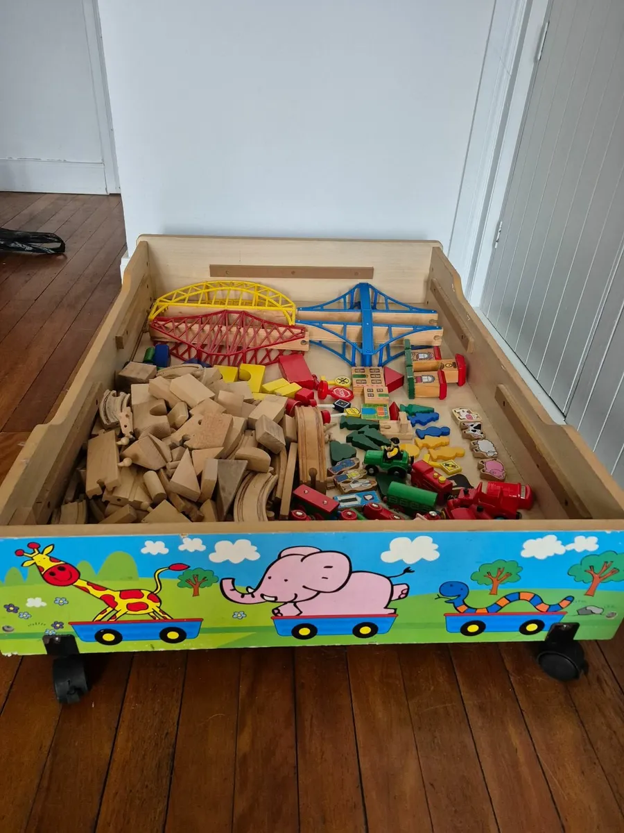 Wooden Train set with storage box - Image 1
