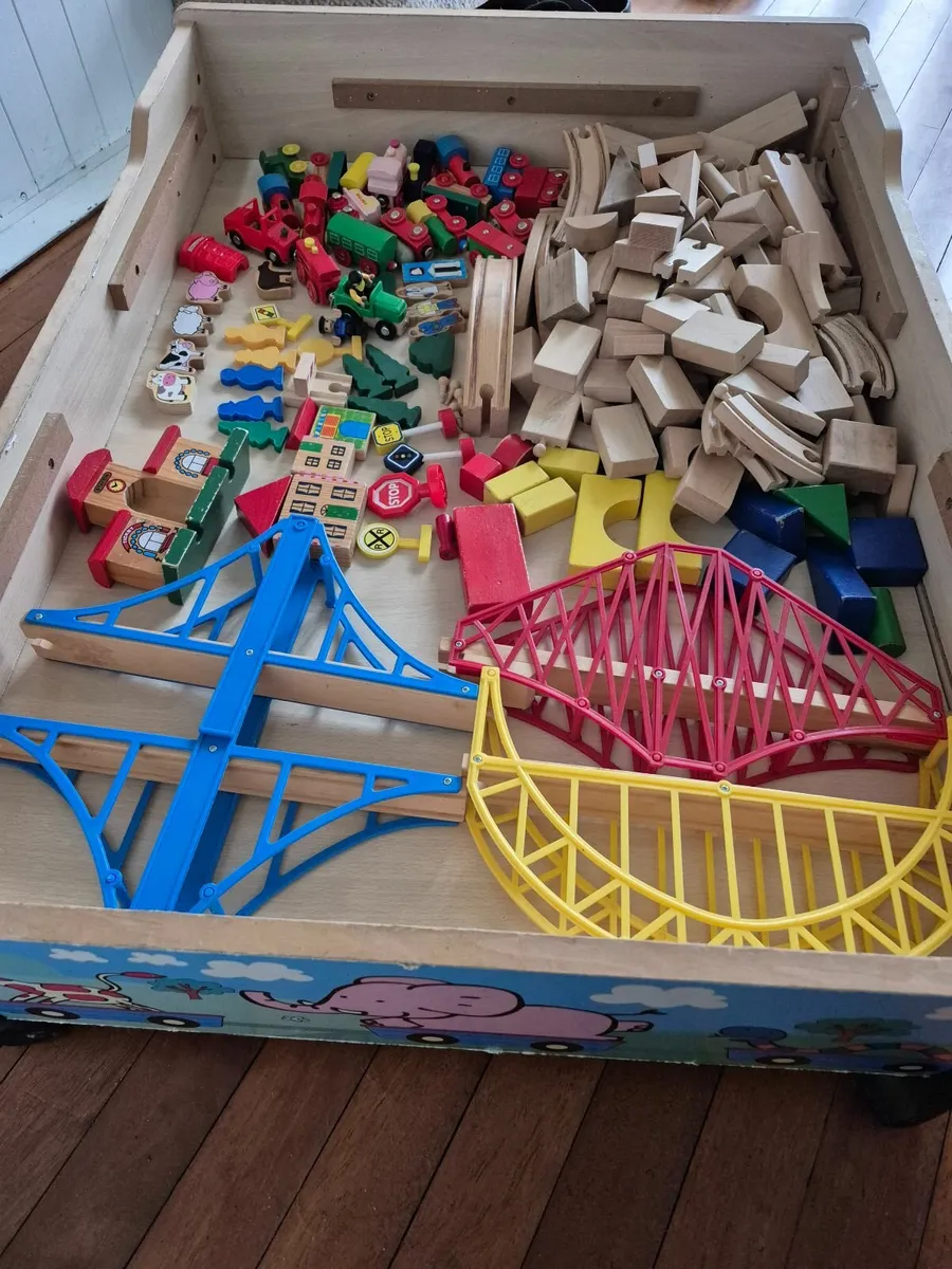 Wooden Train set with storage box - Image 3