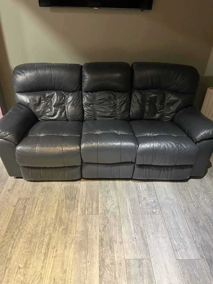 3 seater recliner couch - Image 4