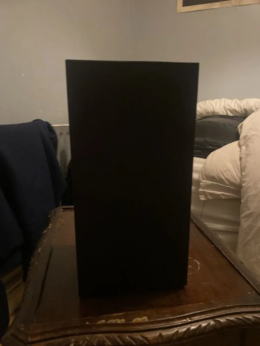 Xbox Series X - Image 3