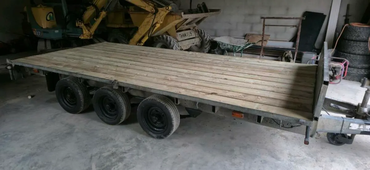 Tri Axle Trailer 14x6'6 - Image 4