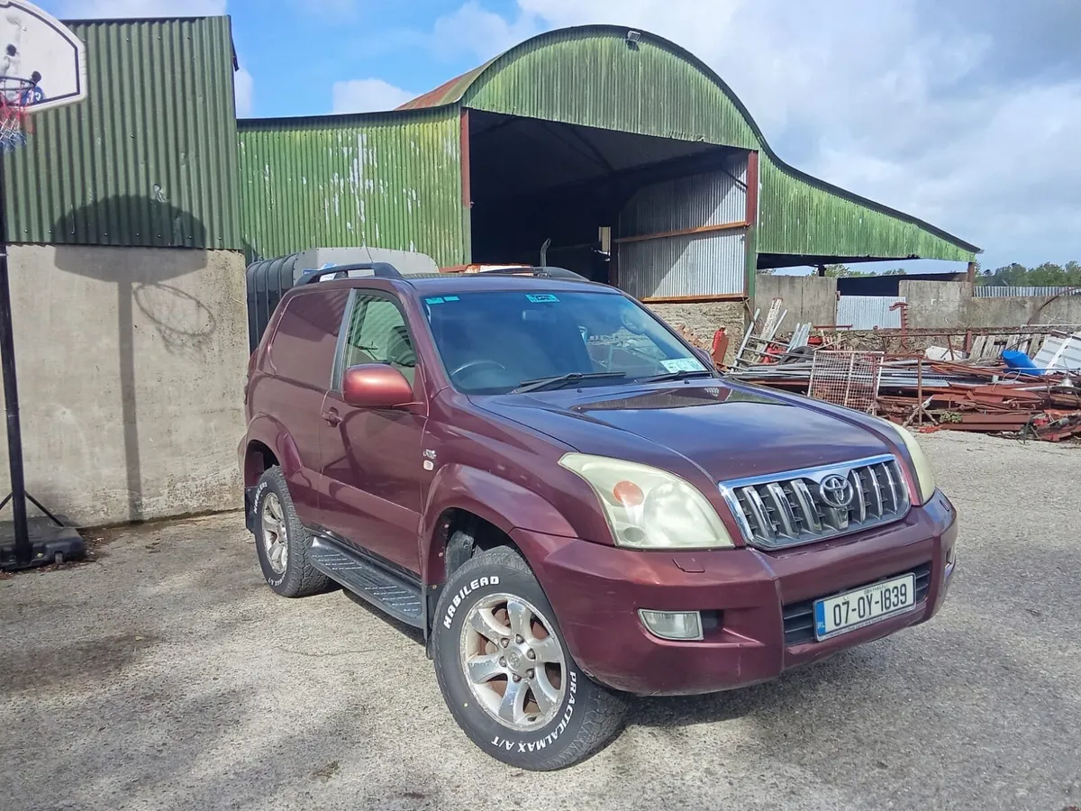 Toyota Land Cruiser - Image 4