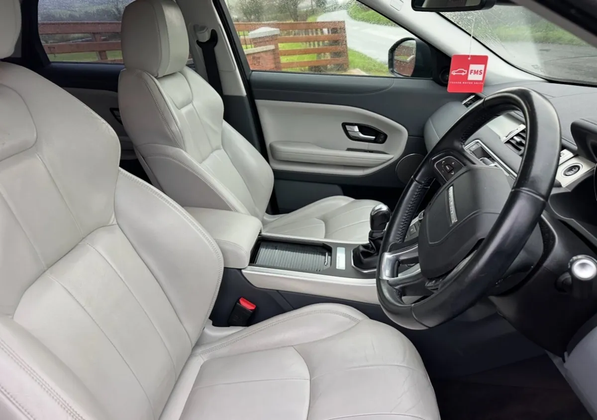 2017 Range Rover Evoque Cat N - Image 3