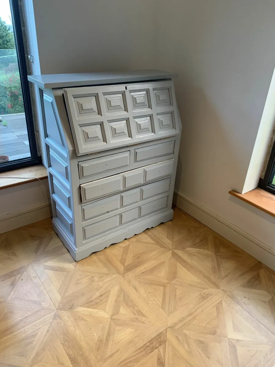 Writing Bureau - Image 1