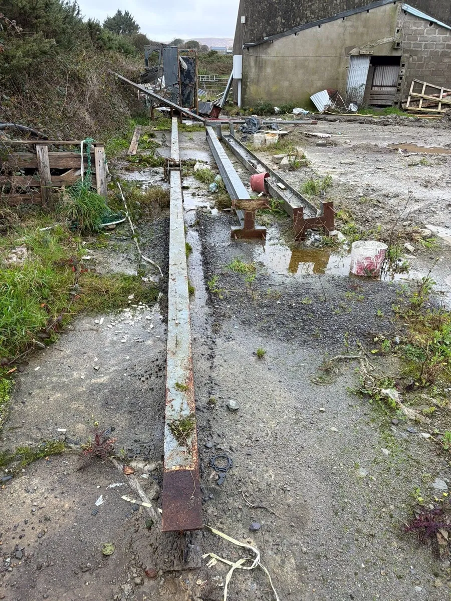 RSJ Large steel beam - Image 1