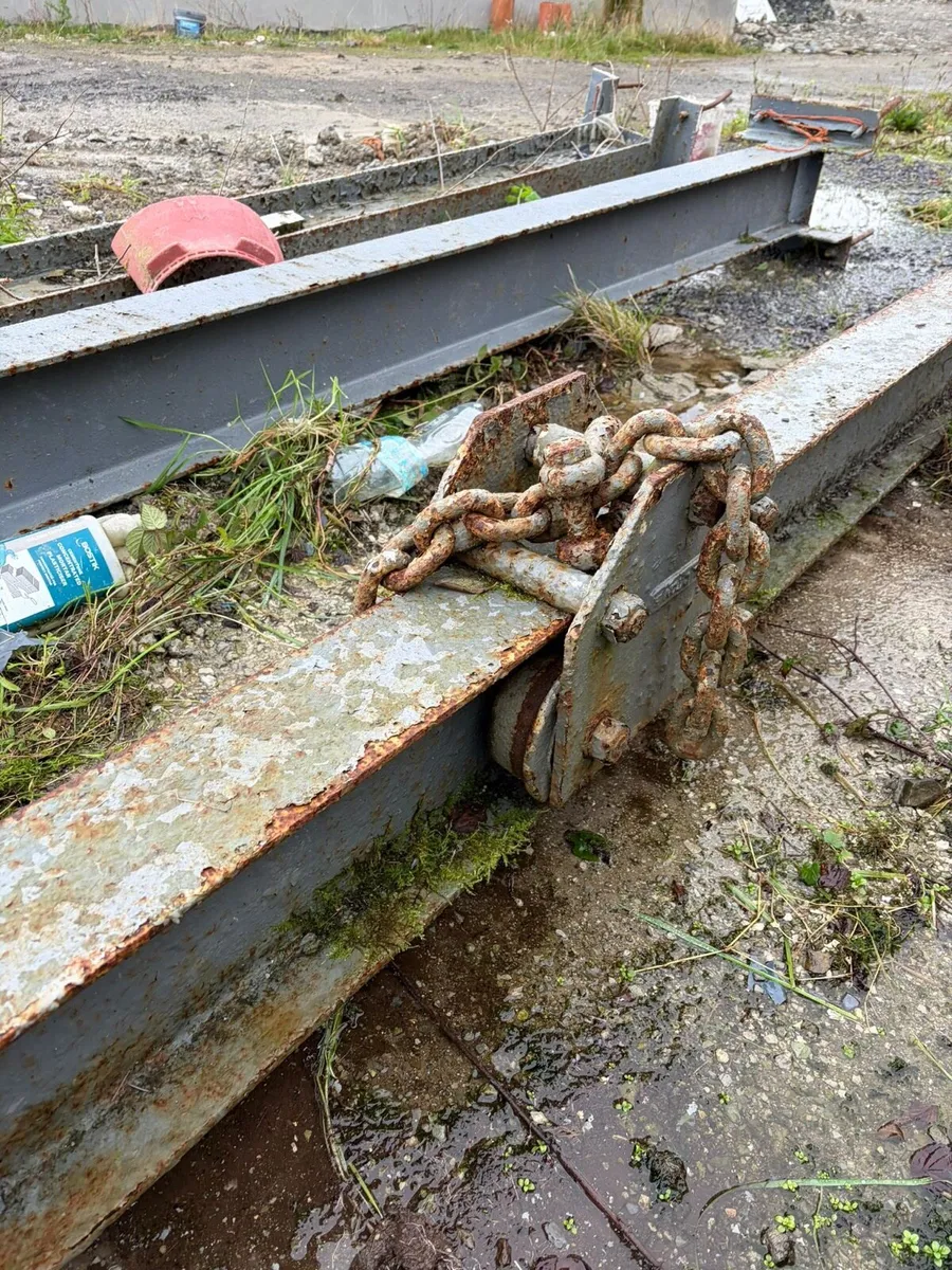 RSJ Large steel beam - Image 4