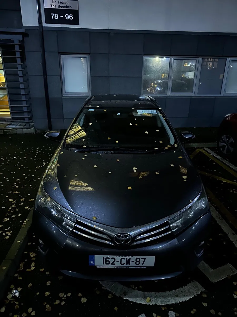 Toyota Corolla 1.4 D4D Luna Saloon - Image 1