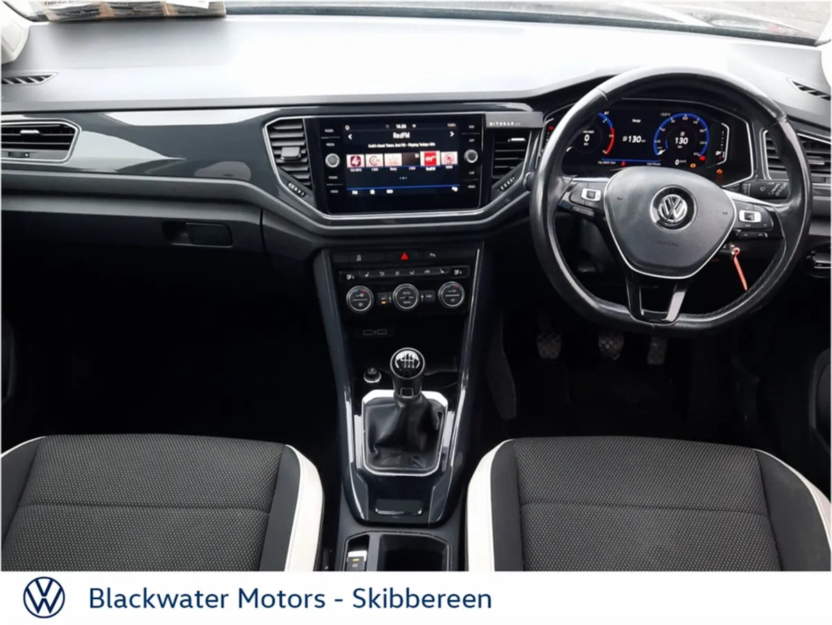 Volkswagen T-Roc 2.0TDI 150BHP SPORT WITH HEATED S - Image 2
