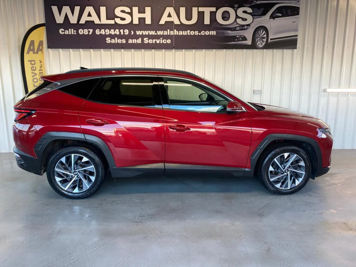 Hyundai Tucson EXECUTIVE PLUS DIESEL 5 5DR - Image 4