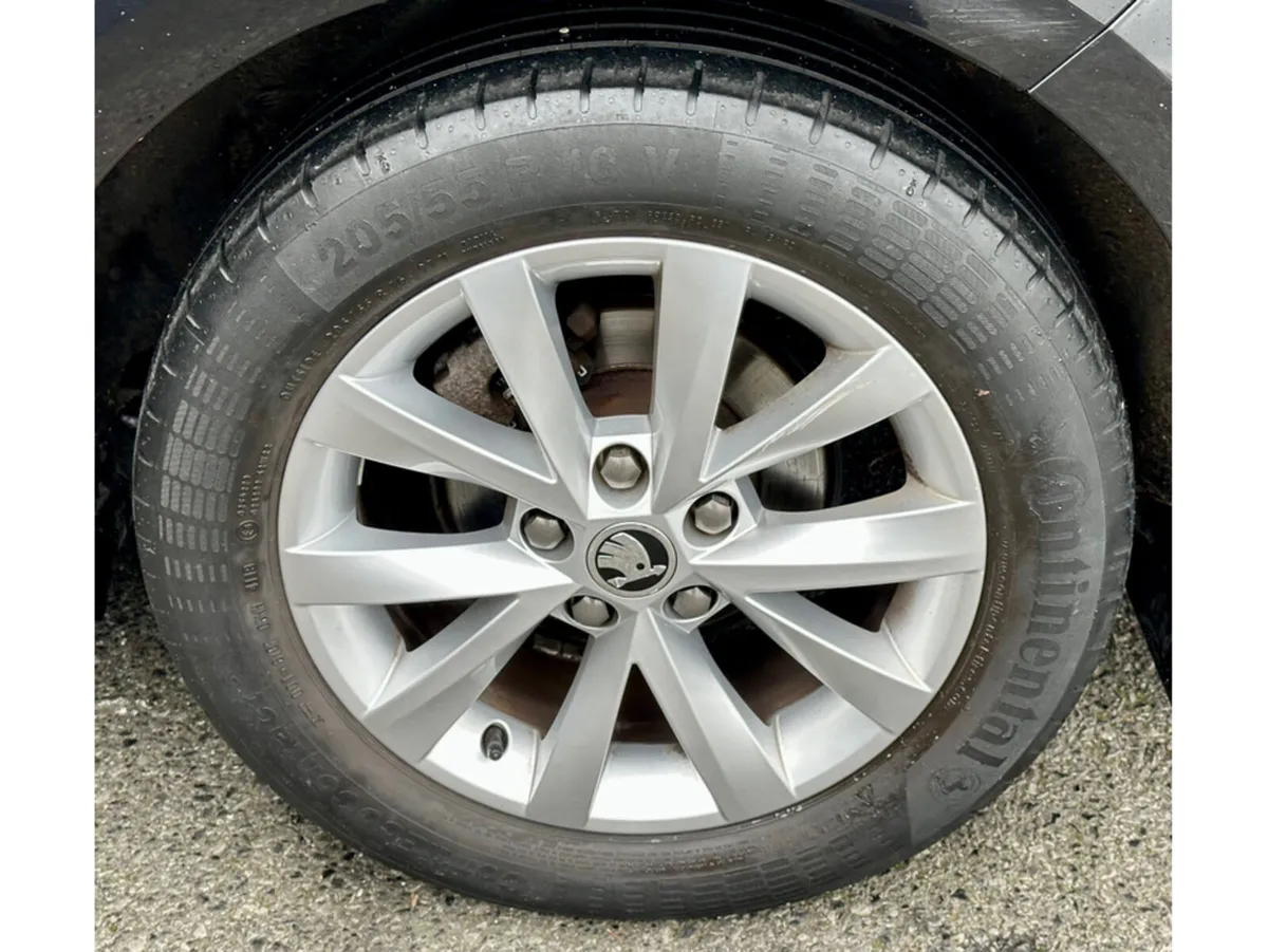 Skoda Octavia SOL 1.0 TSI 115HP 4DR - Image 4