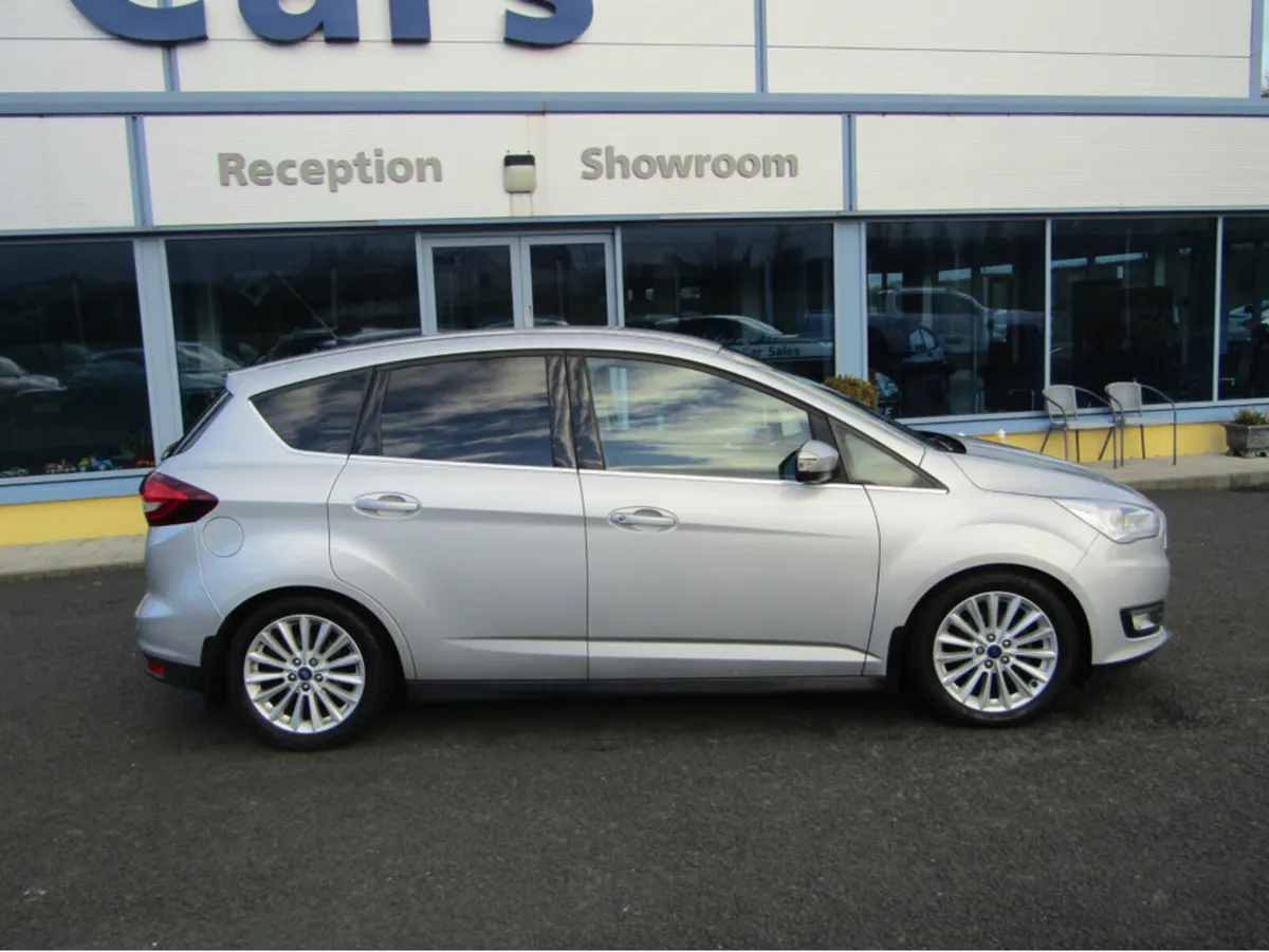 Ford C-Max TITANIUM C MAX 1.5 TDCI 95PS 5 SEAT M6 - Image 3