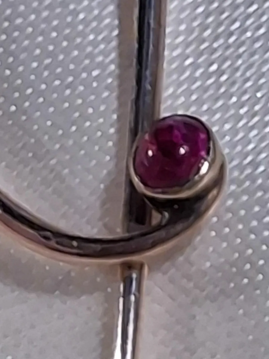 9c gold magnificent vintage stick pin... - Image 4