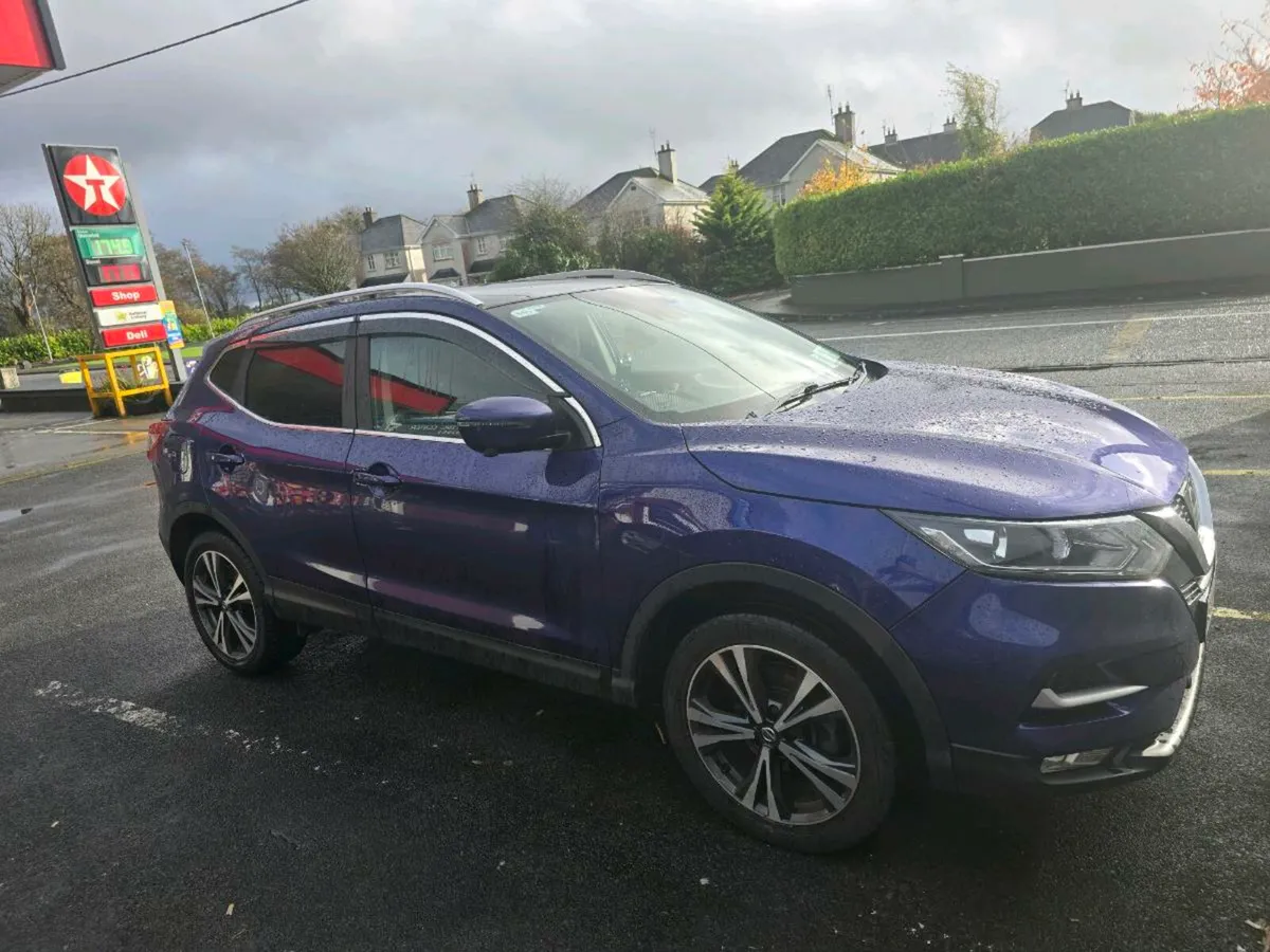 Nissan Qashqai very low mileage - Image 1