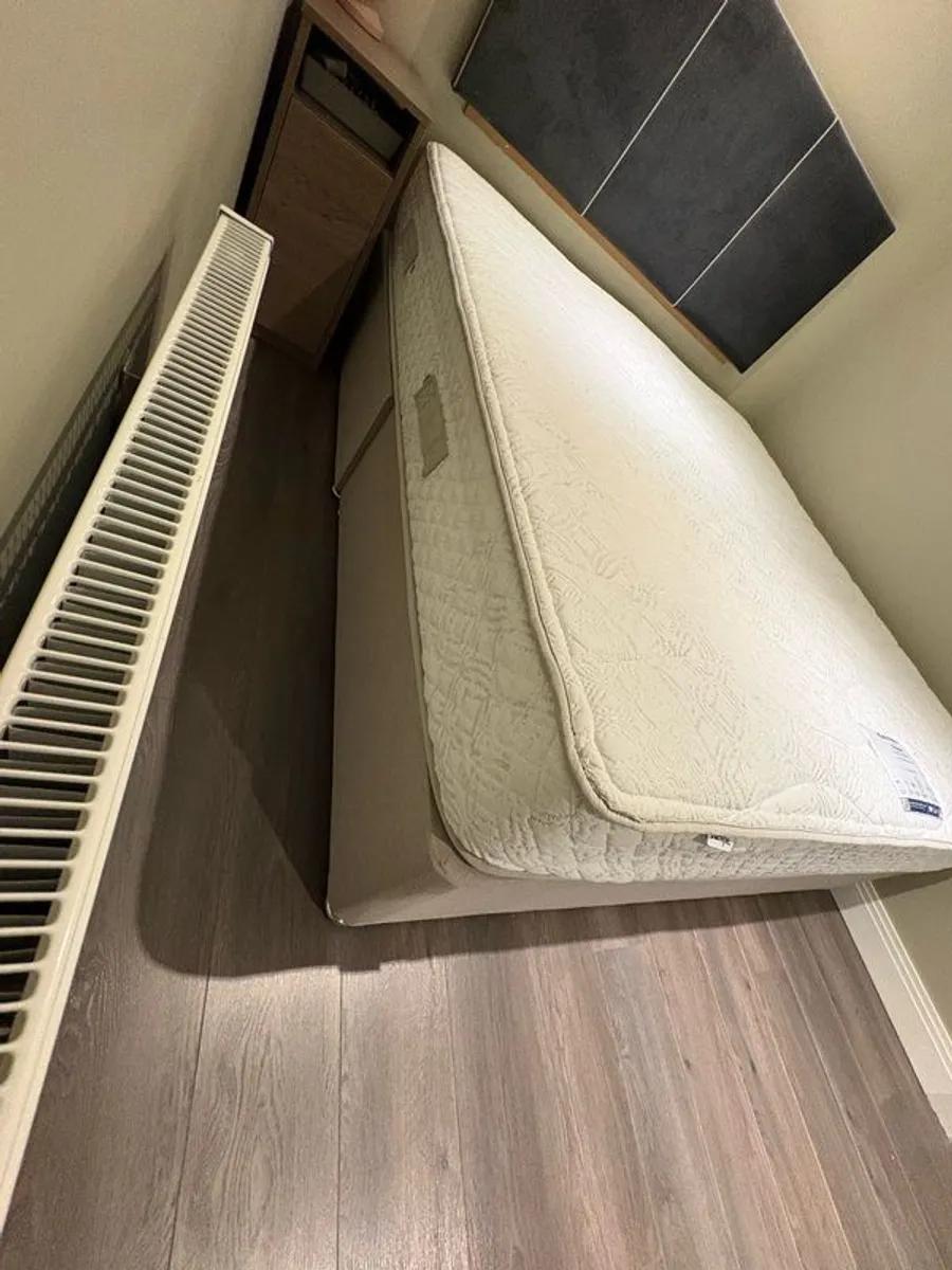 Respa Mattress with base - Super King (6ft) - Image 3