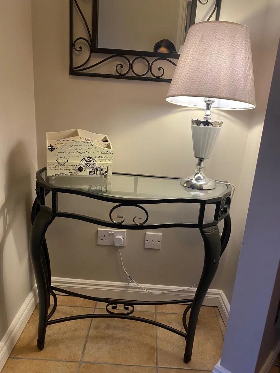 Mirror and Hall table - Image 3