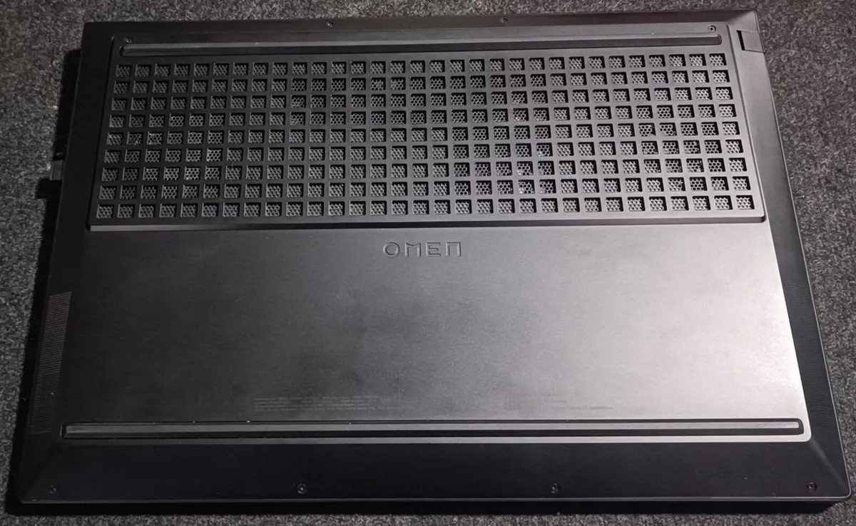 OMEN Ryzen 7 RTX4050 16"144Hz DDR5 Gaming Laptop - Image 4