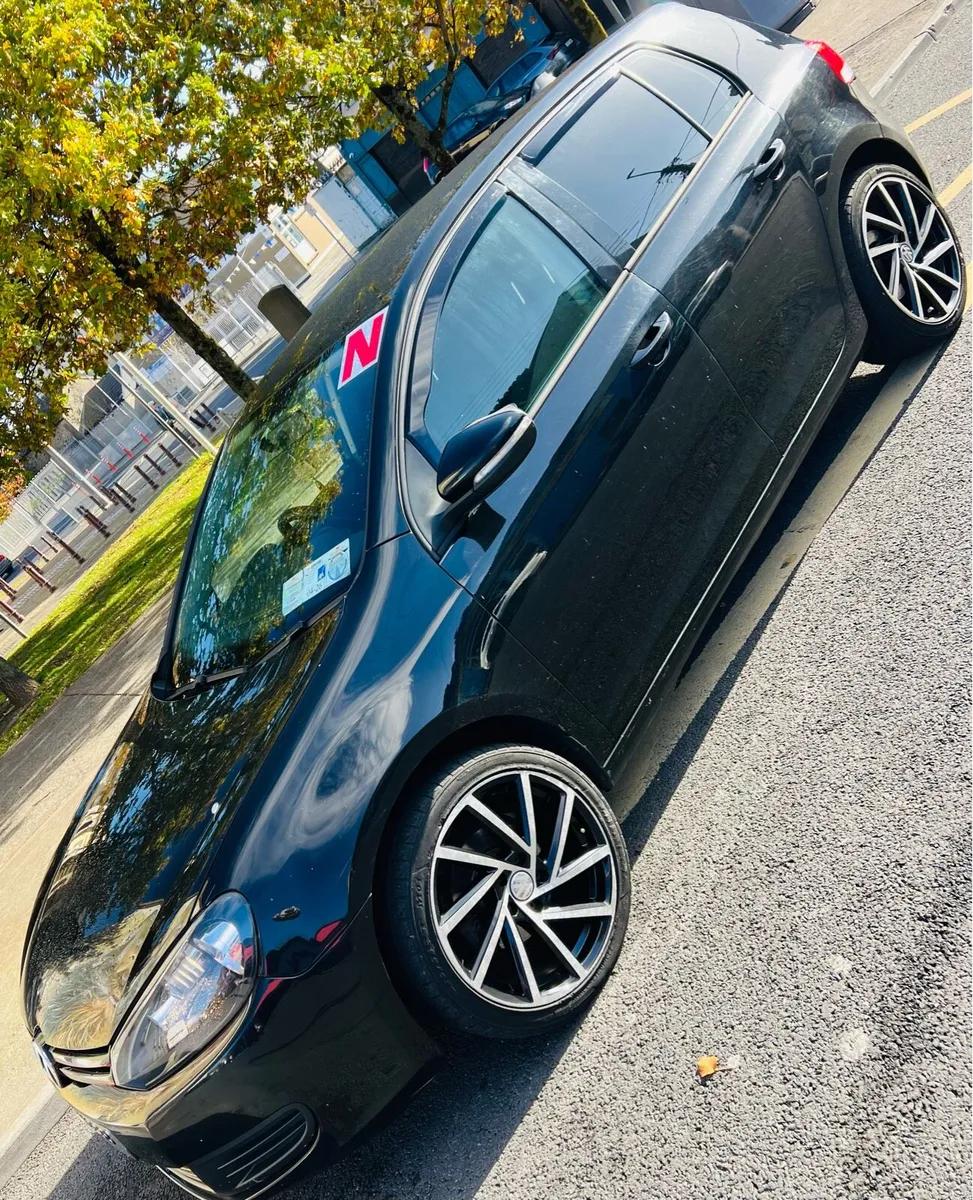 volkswagen golf - Image 3