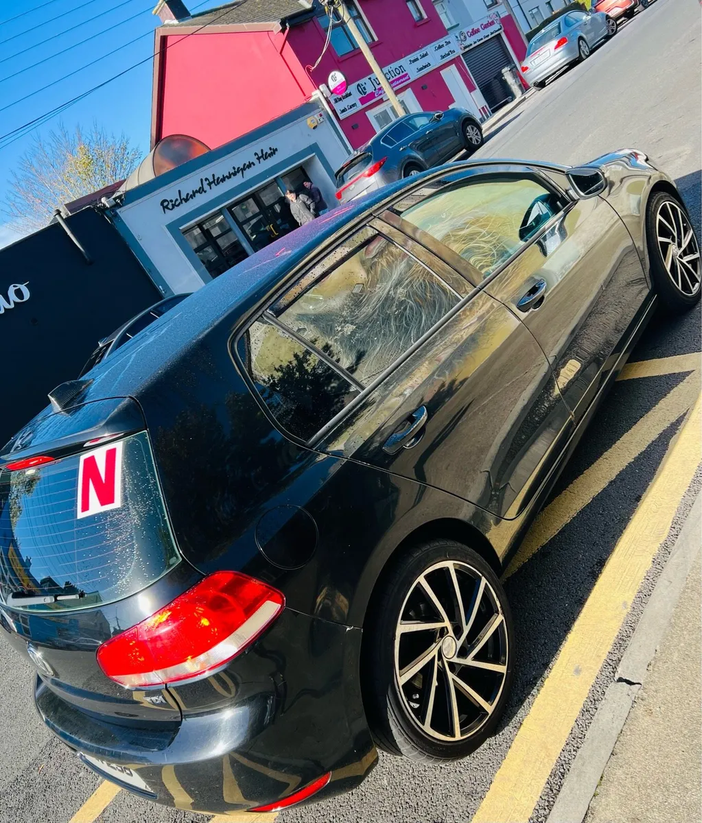 volkswagen golf - Image 4