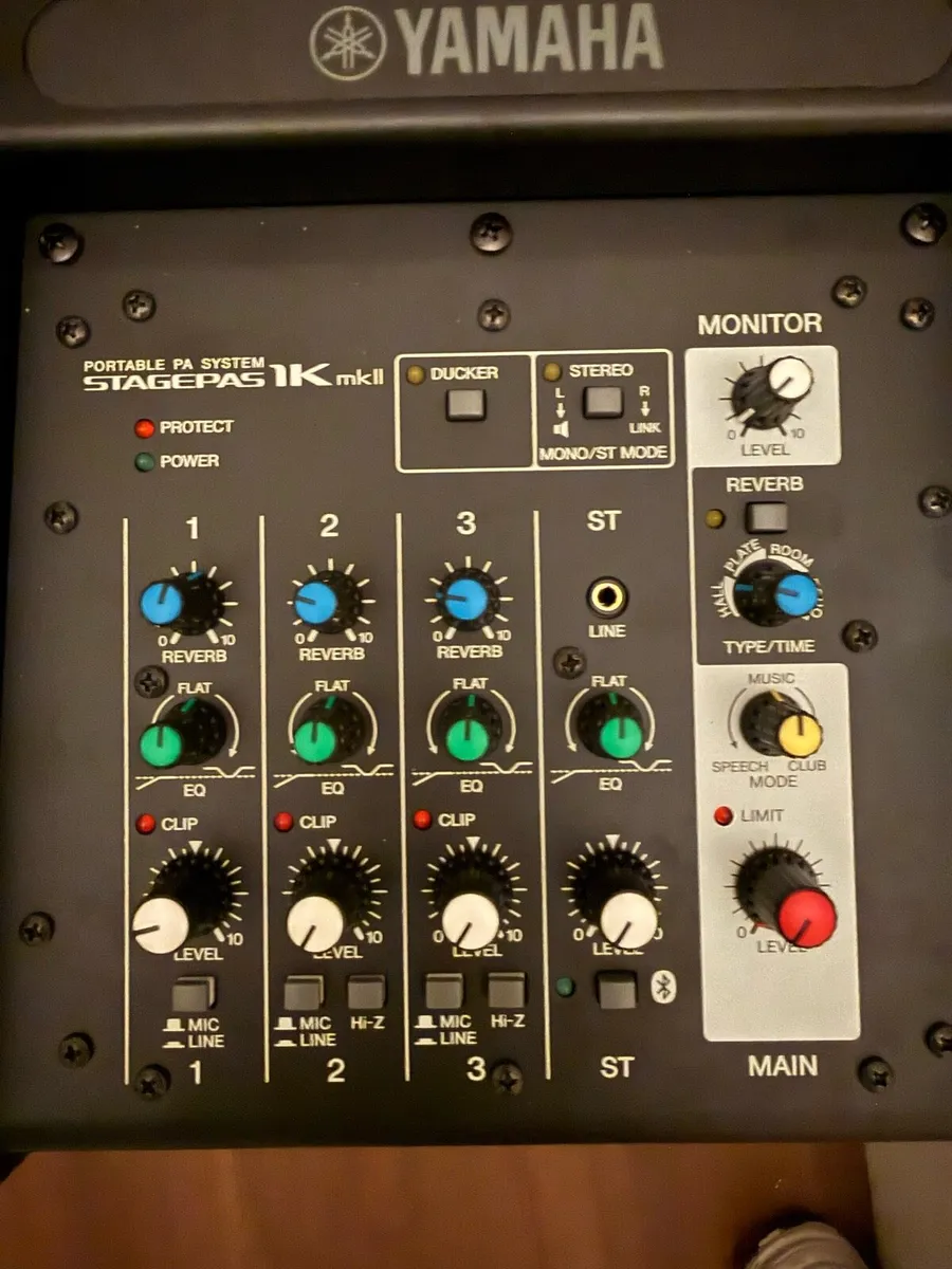 YAMAHA Stagepas 1K - Image 2