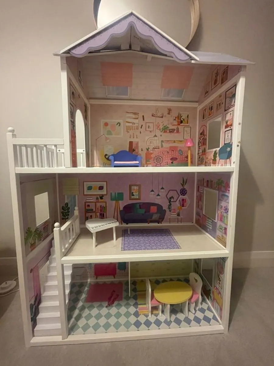Sadie's Wooden Dollhouse - Image 1