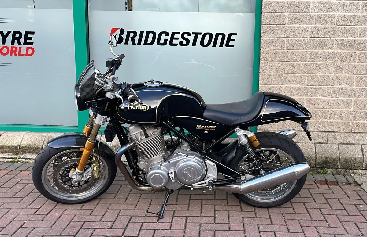 Norton Commando 961 Sport - Image 1