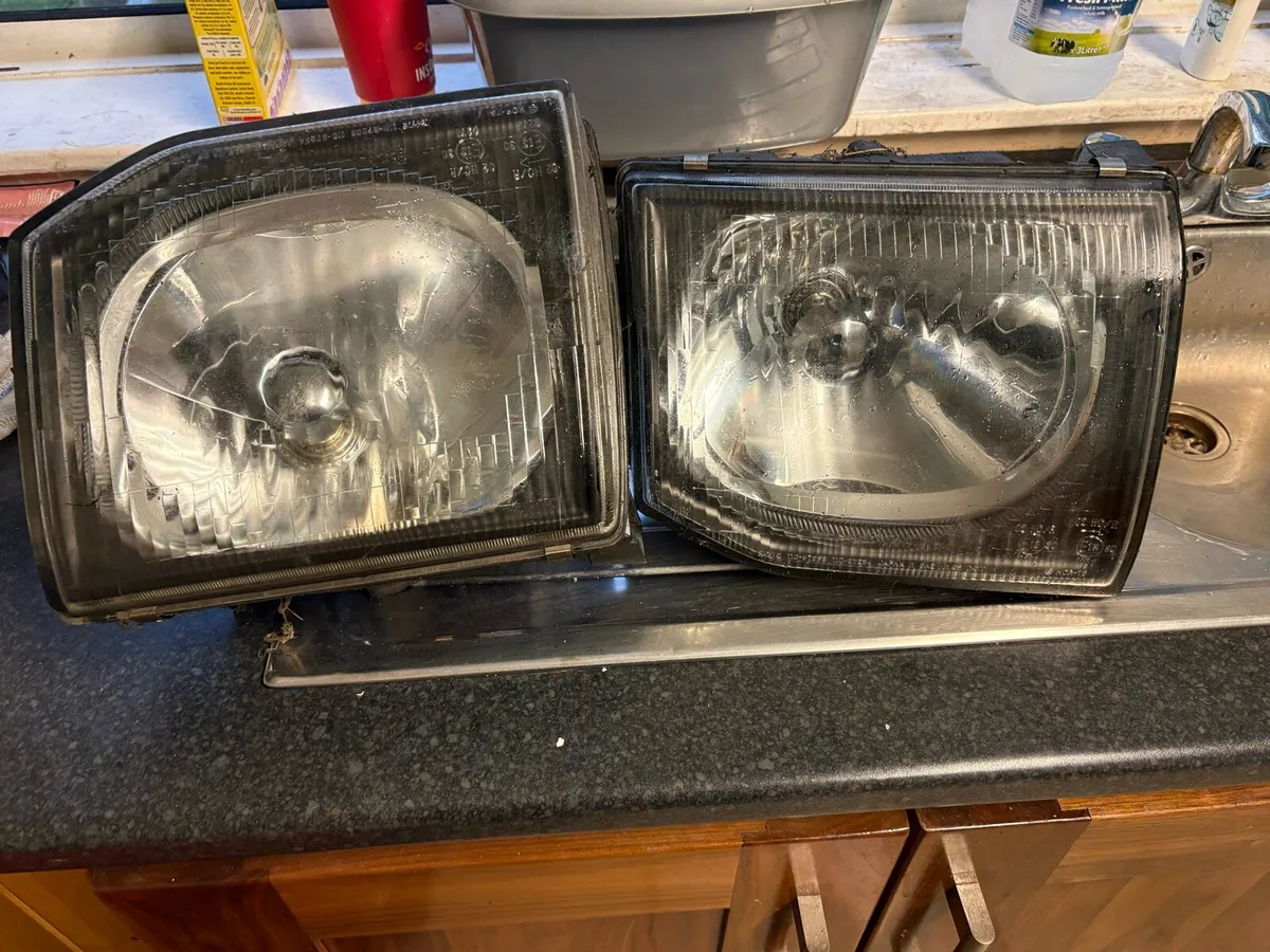 98 Mitsubishi pajero parts - Image 1