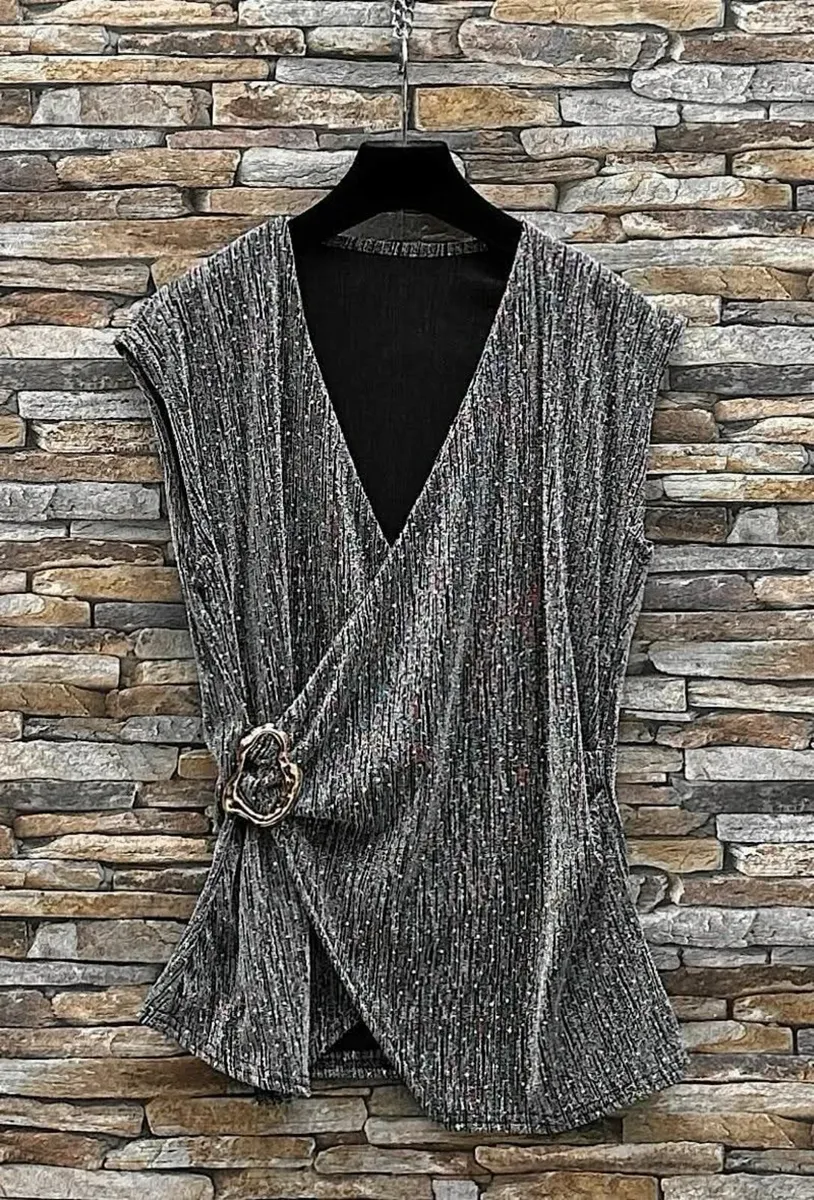 Sequin tops one sz fits 10/14...27e - Image 3