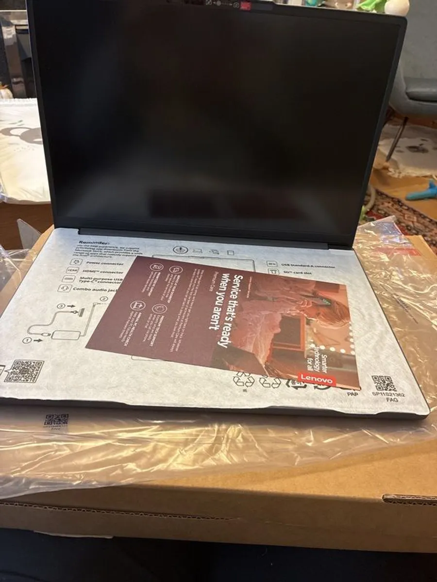 Lenovo IdeaPad Slim 3 - Image 3