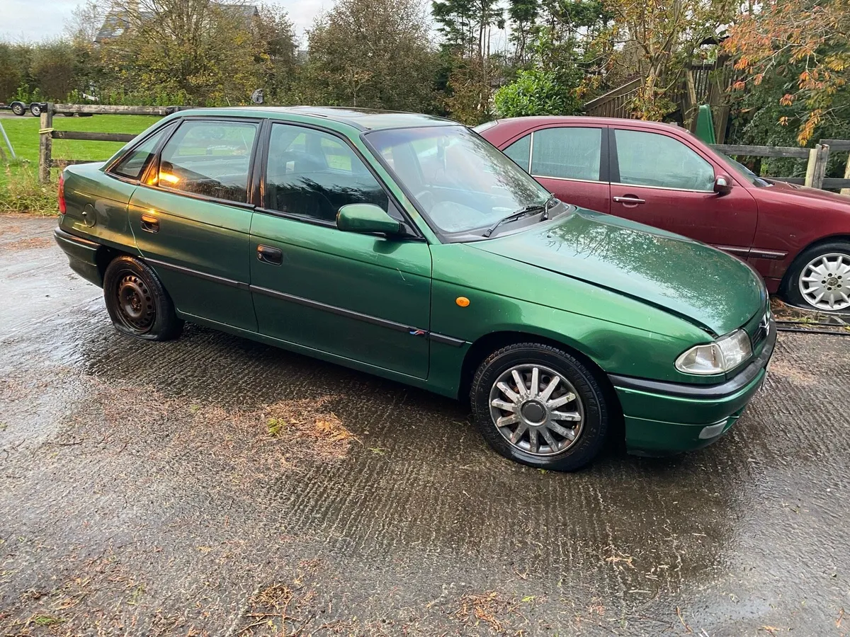 Opel Astra - Image 4