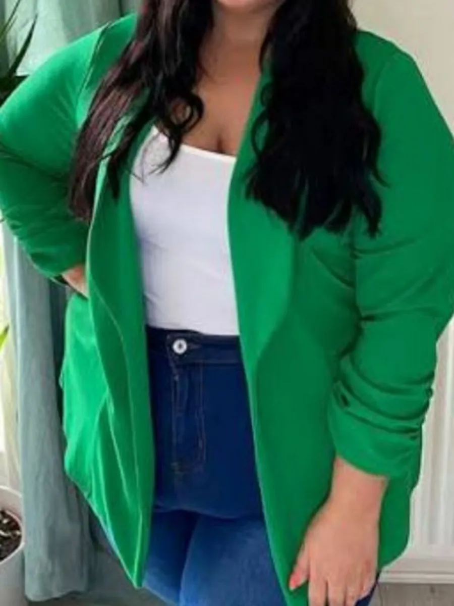 Plus sz blazers 14/18.....24e - Image 2