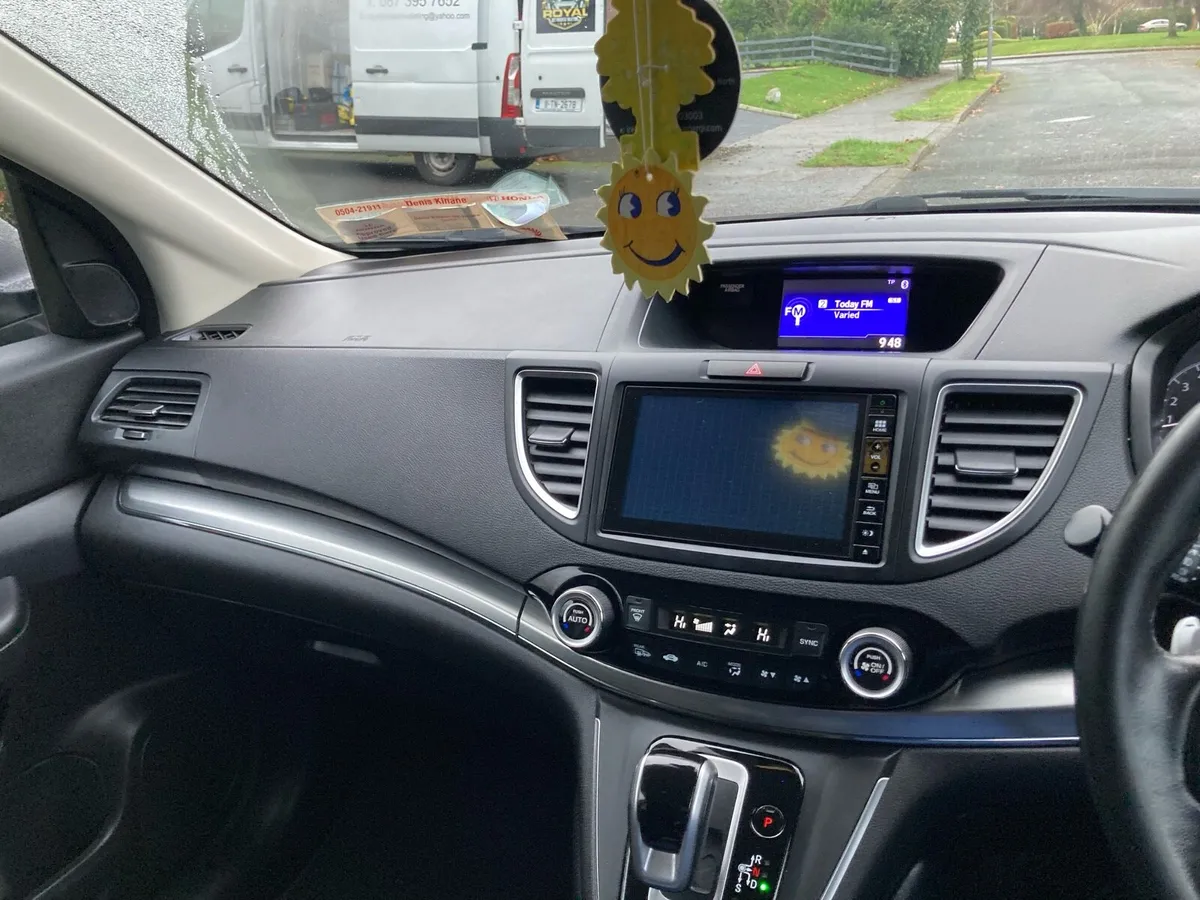 Car for sale - Image 2