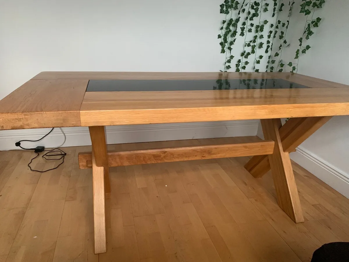 Dining table - Image 3