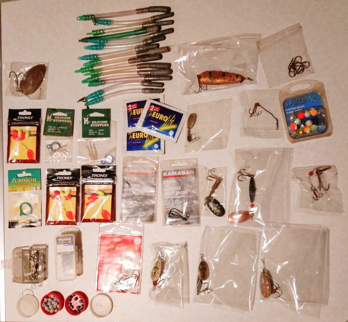 MORE FISHING GEAR (NEW & USED). - Image 1