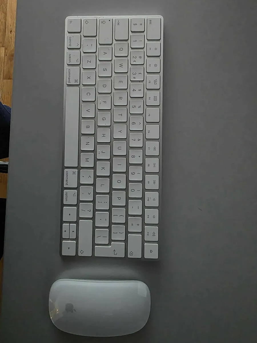 Apple iMac 27” (Model iMac20,1) - Image 2