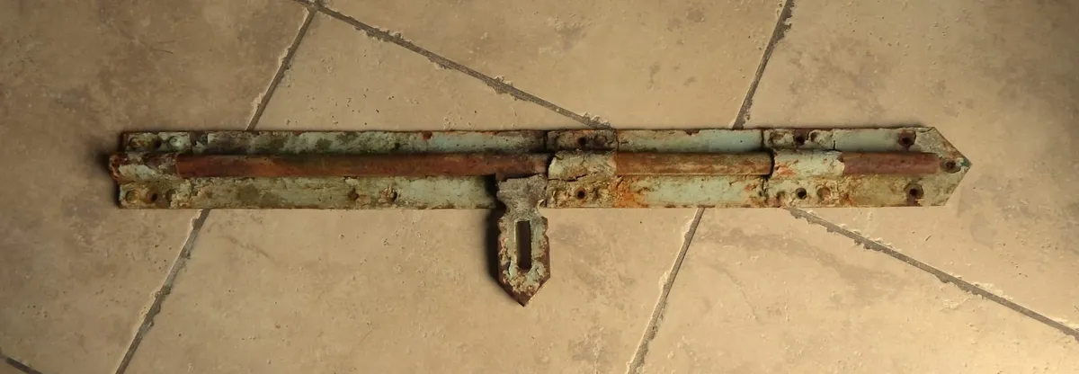 Large Vintage Heavy Duty Cast Iron Door Bolt - Image 1