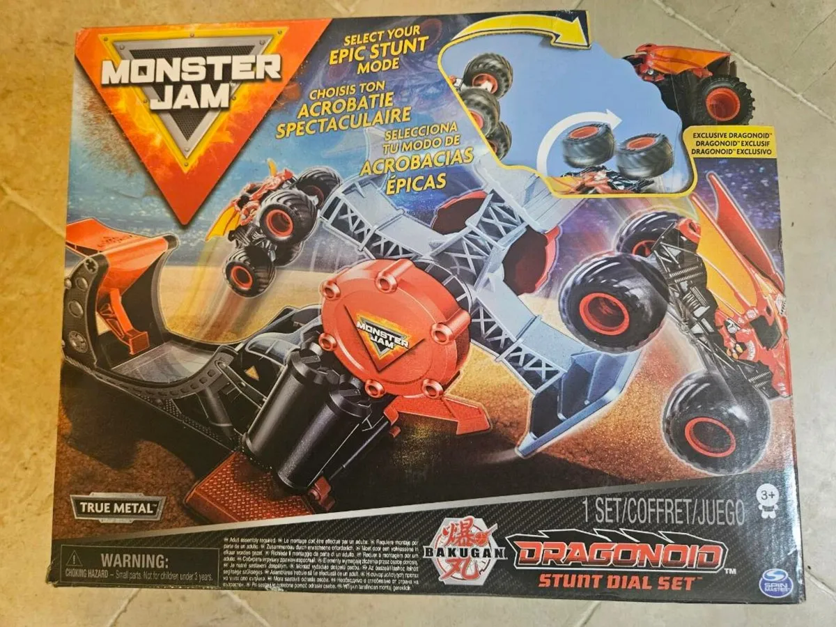 Monster Jam Dragonoid Stunt Dial Set
