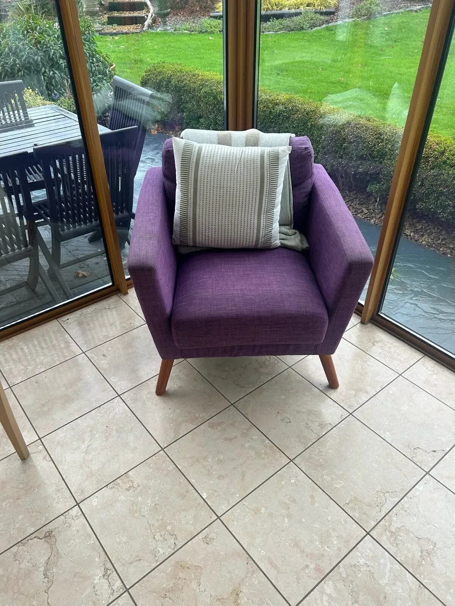 Chair living room - Image 1