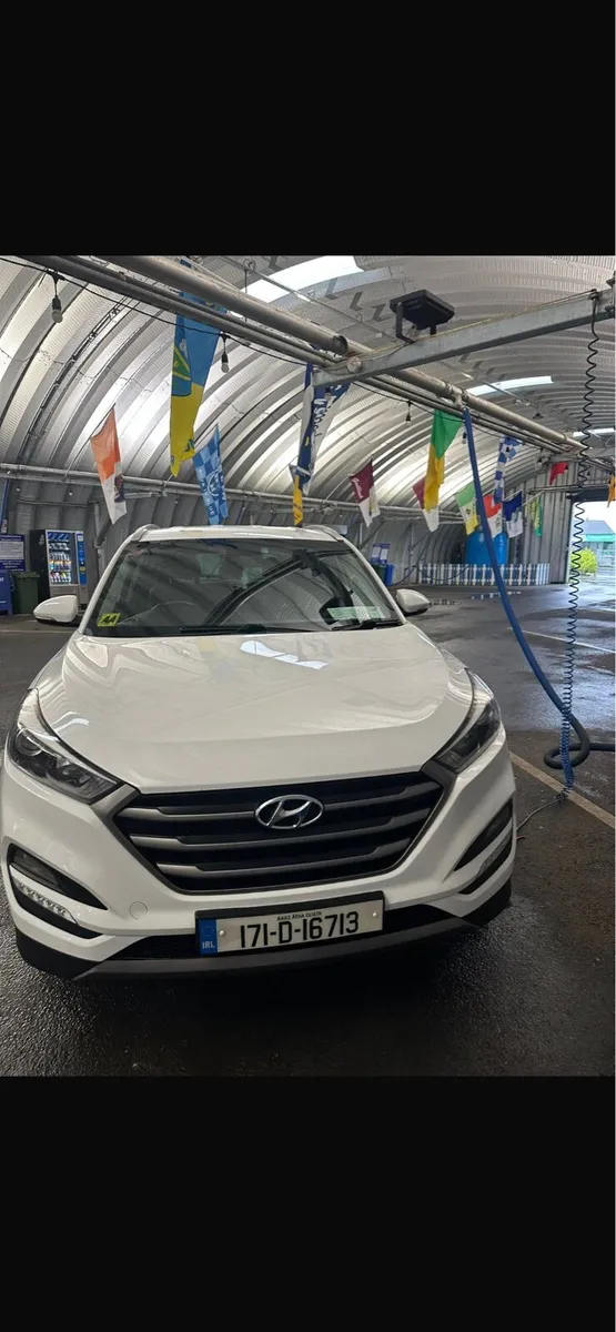 Stunning Hyundai Tucson - Image 3