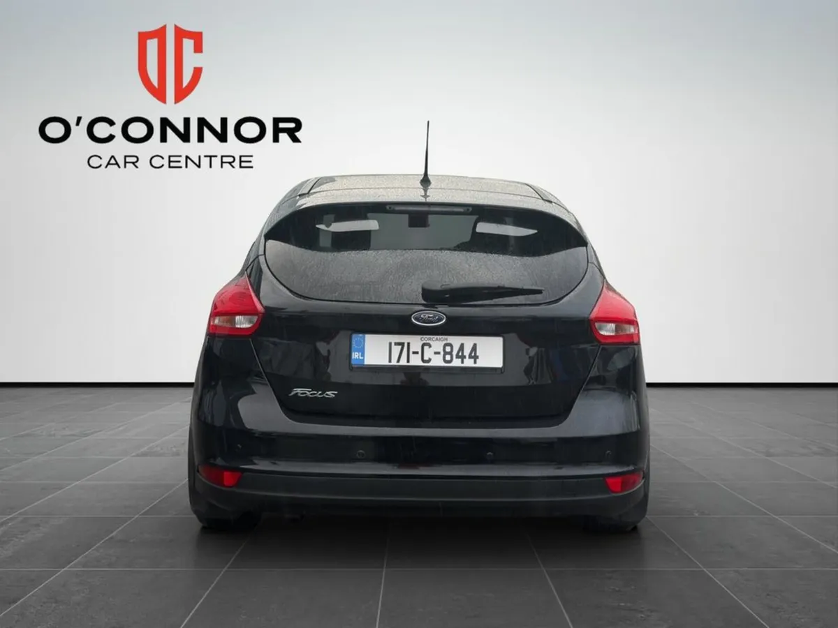 Ford Focus 5DR 1.5TD 95PS 6SPD 4DR - Image 3