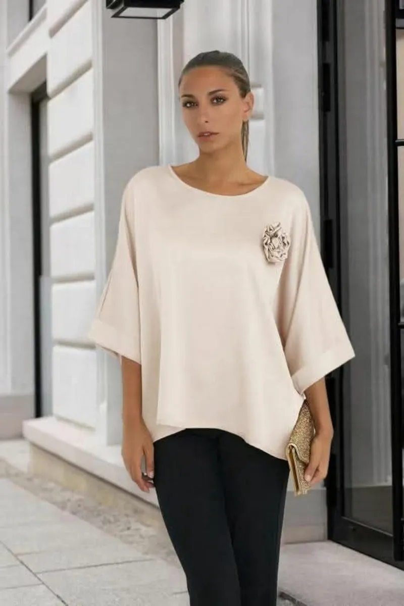 Blouse one sz fits 12/16....29e - Image 2