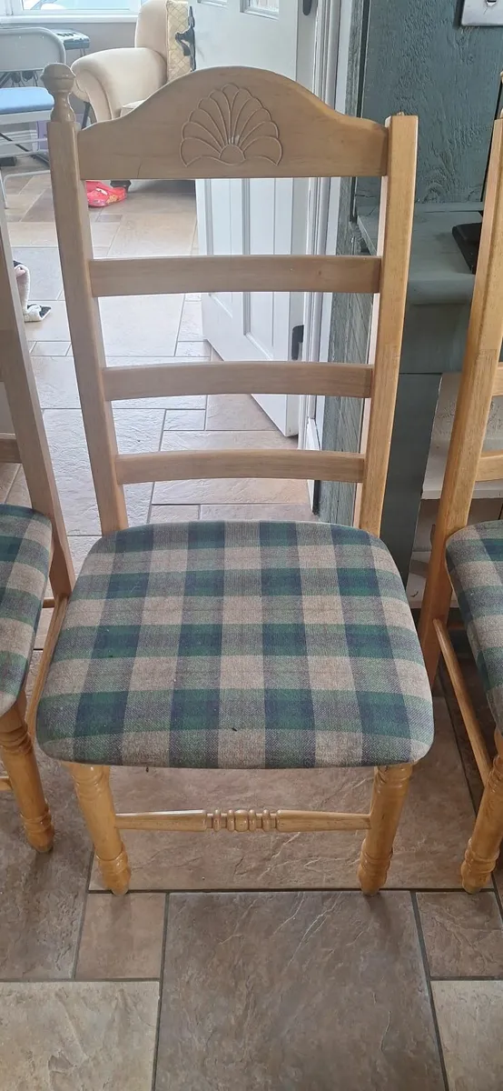 Kitchen table chairs x 6 - Image 2