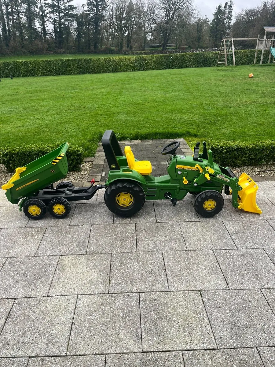 John Deere Pedal Tractor - Image 2