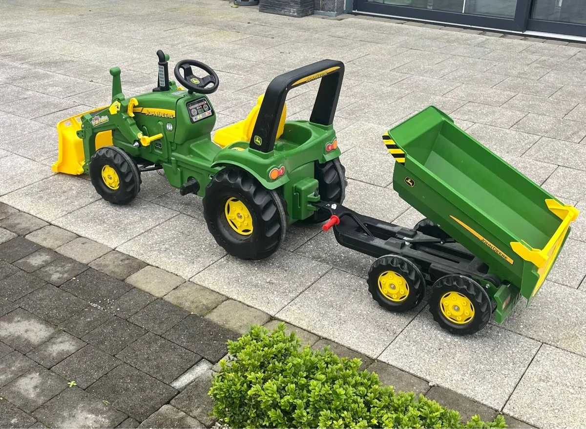 John Deere Pedal Tractor - Image 4