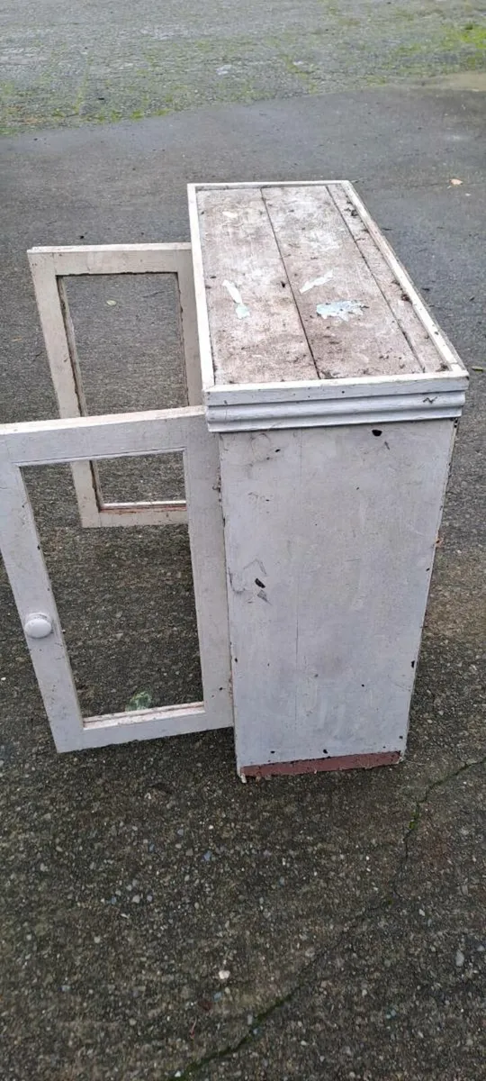 Vintage dresser top cabinet - Image 3