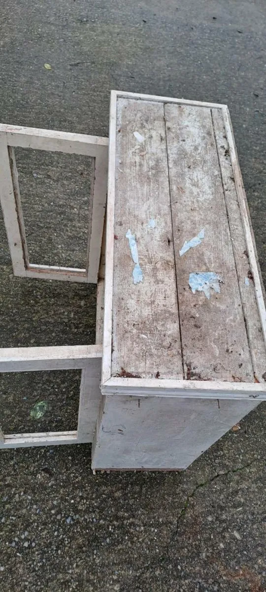 Vintage dresser top cabinet - Image 4