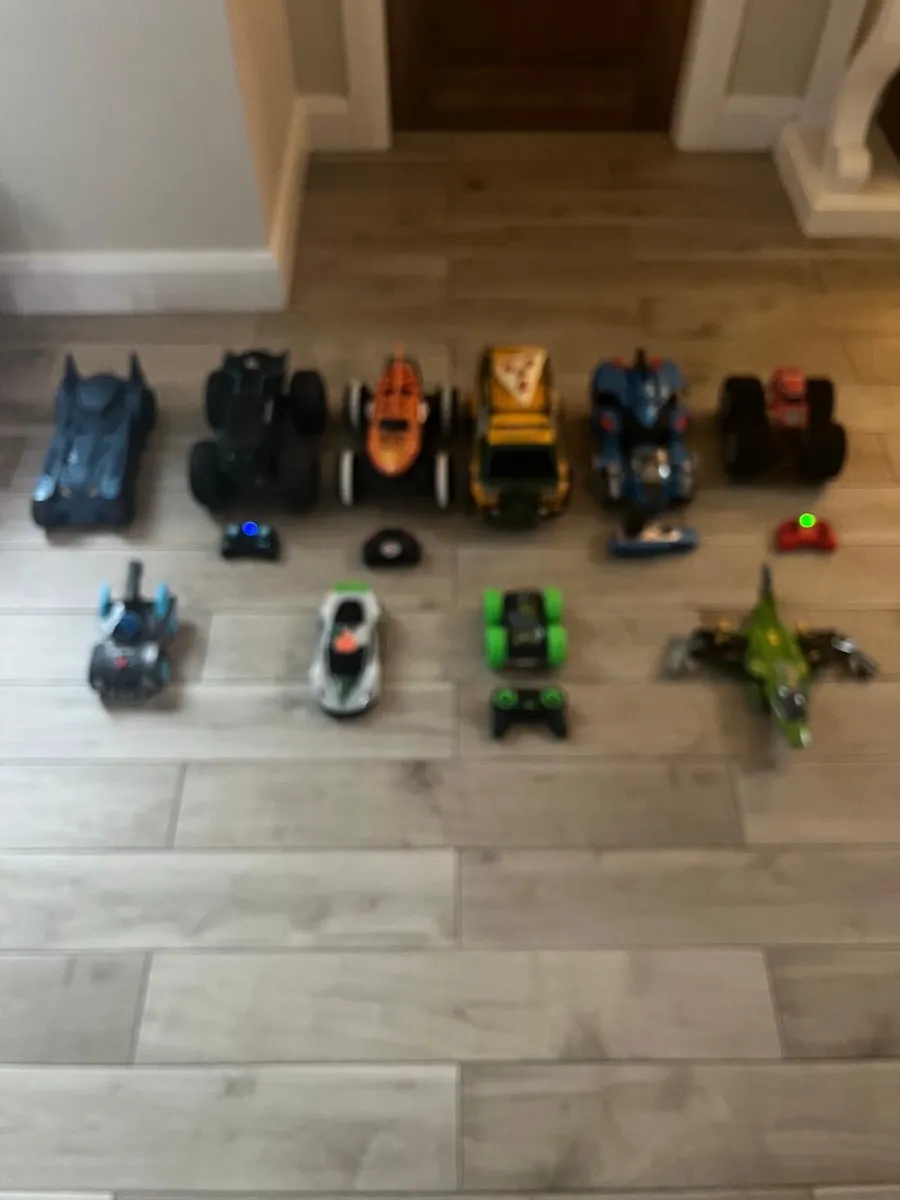 Bundle of toy trucks/cars (some remote control) - Image 2