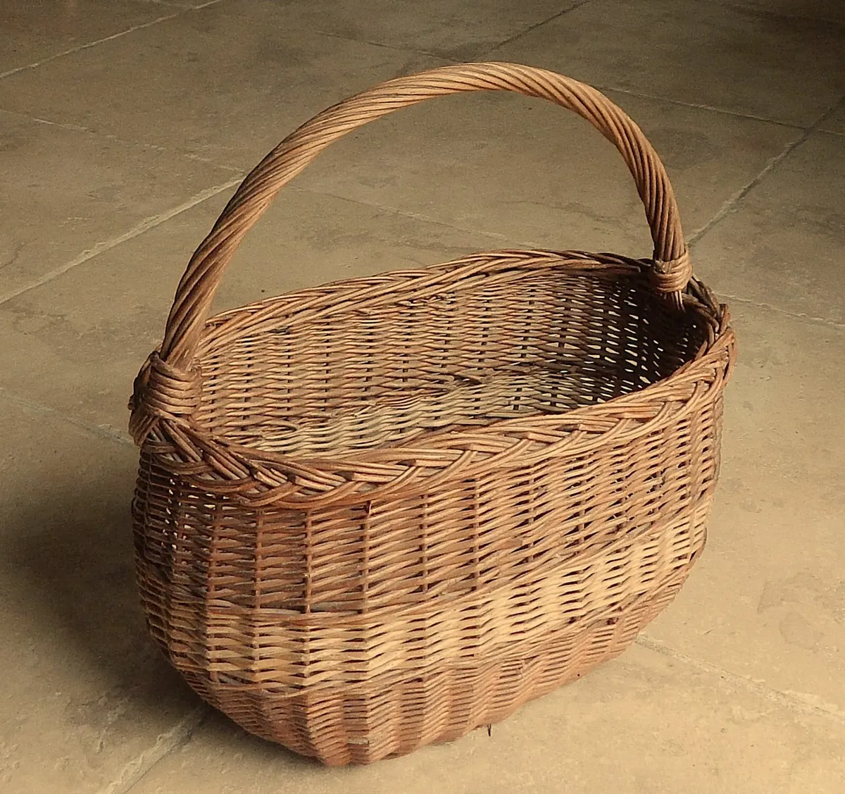 Traditional Vintage Wicker Basket - Image 1