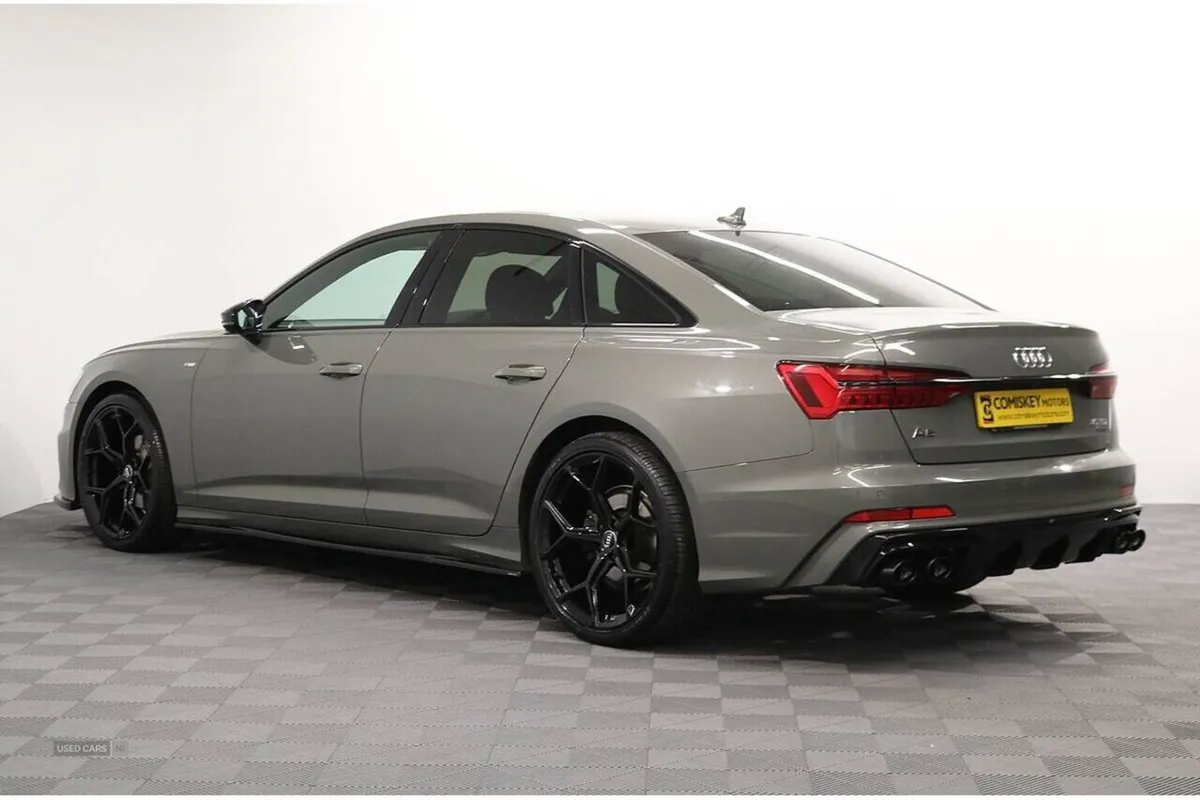 Audi A6 Saloon TDI Black Edition - Image 4